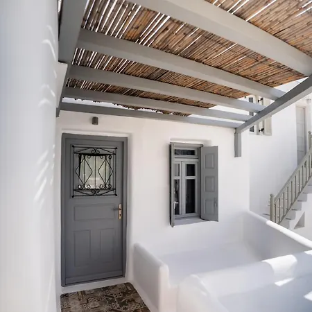 Bonis Windmill Mykonos - By Hospirit *